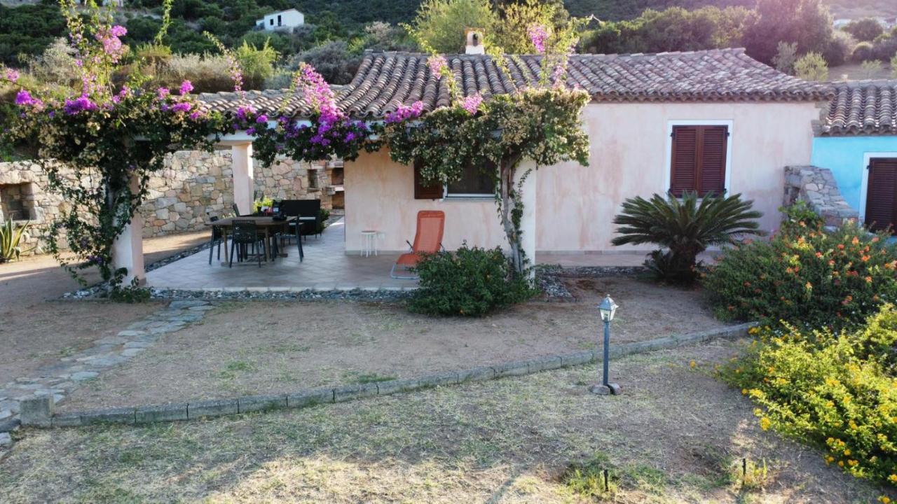 La Casetta Rosa Tertenia Luaran gambar